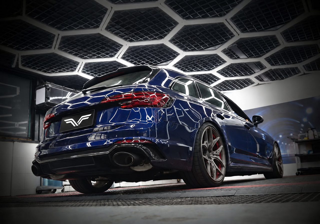Audi RS4 2.9T Titanium