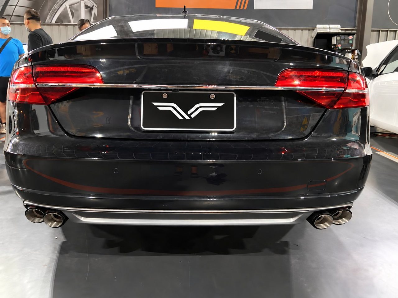 Audi S8 D4 4.0T V8 Plus Titanium