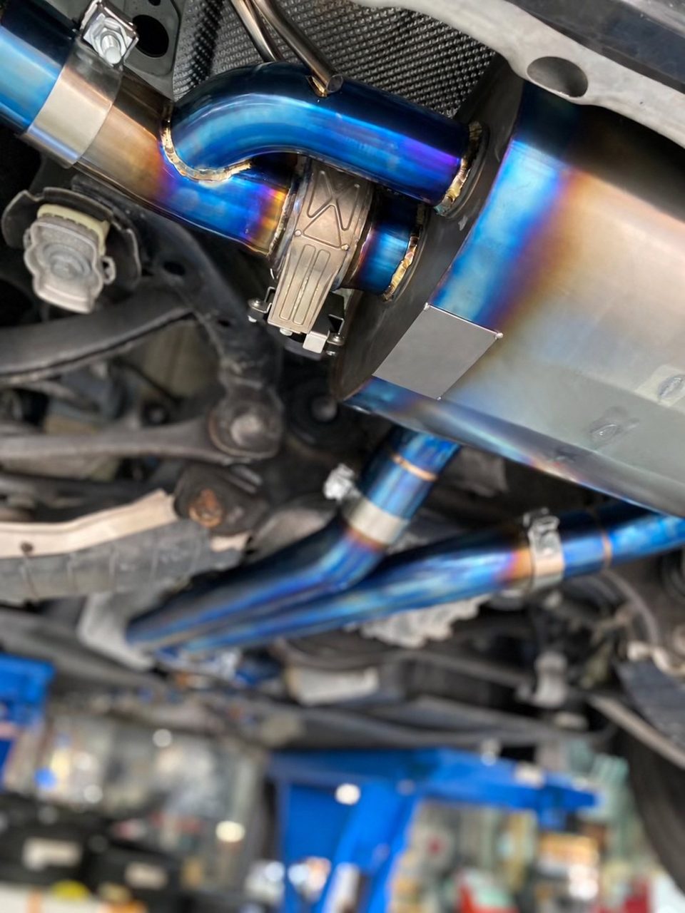 Audi SQ5 3.0T V6 2021 Vorderrohr / Cat-Back