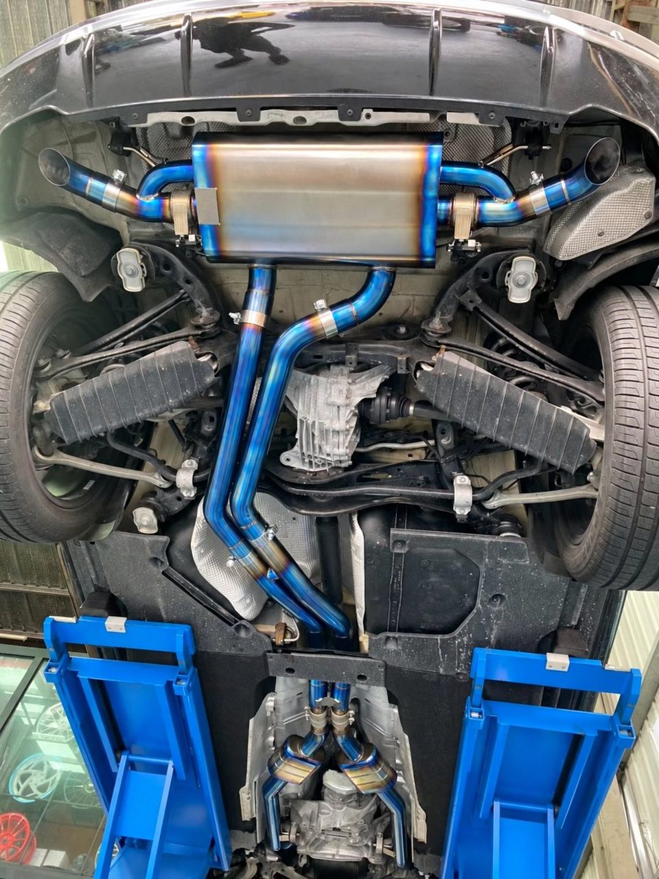 Audi SQ5 3.0T V6 2021 Vorderrohr / Cat-Back