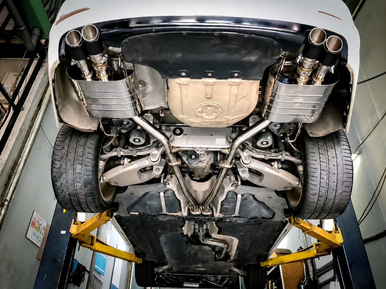 BMW 528 / 530 2.5 / 3.0, M5 style