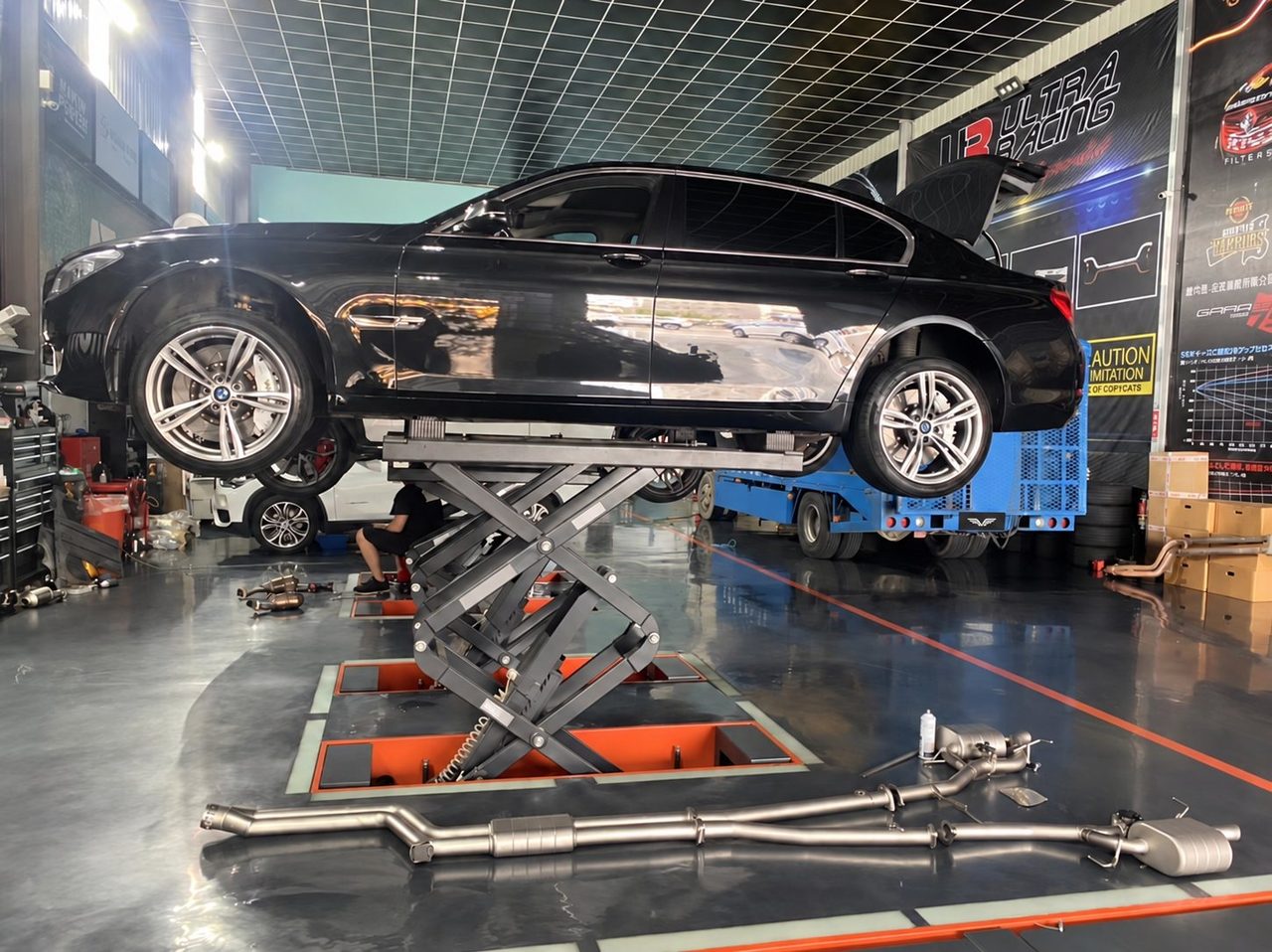 BMW 740i F02 Cat-Back aus Edelstahl