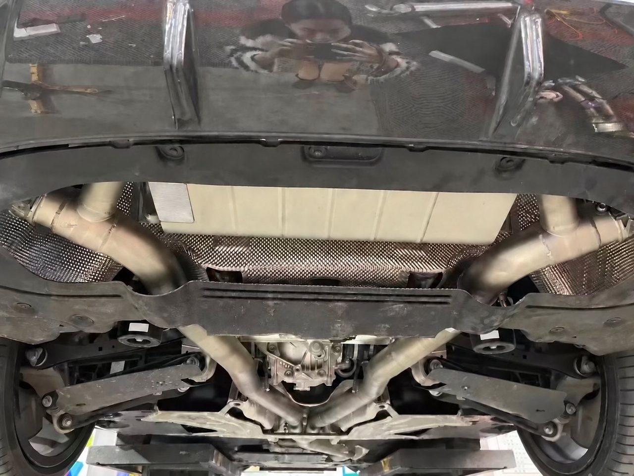 BMW 840i 3.0T Cat-Back, Vierrohr M8-Stil