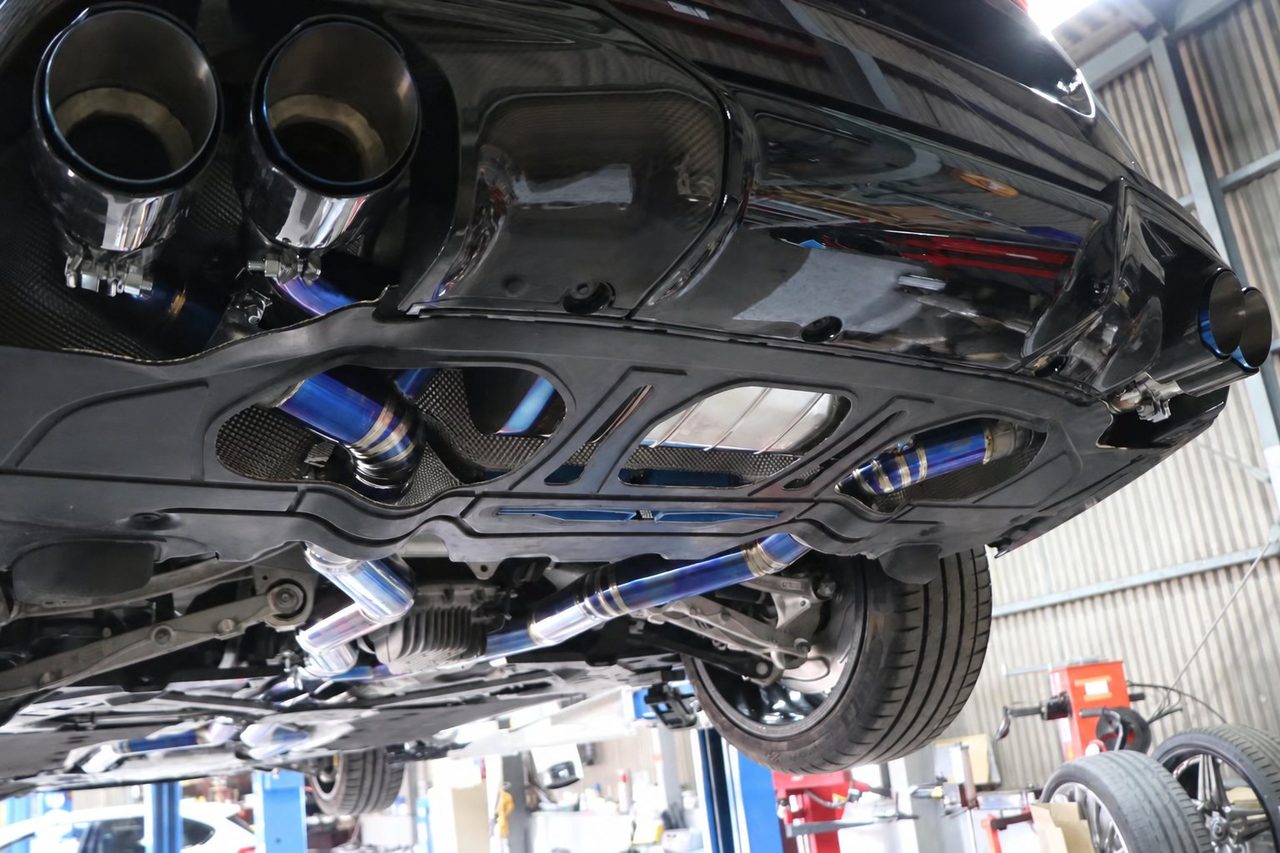 BMW M8 F91 / F92 / F93 4.4T Abgasanlage aus Titan