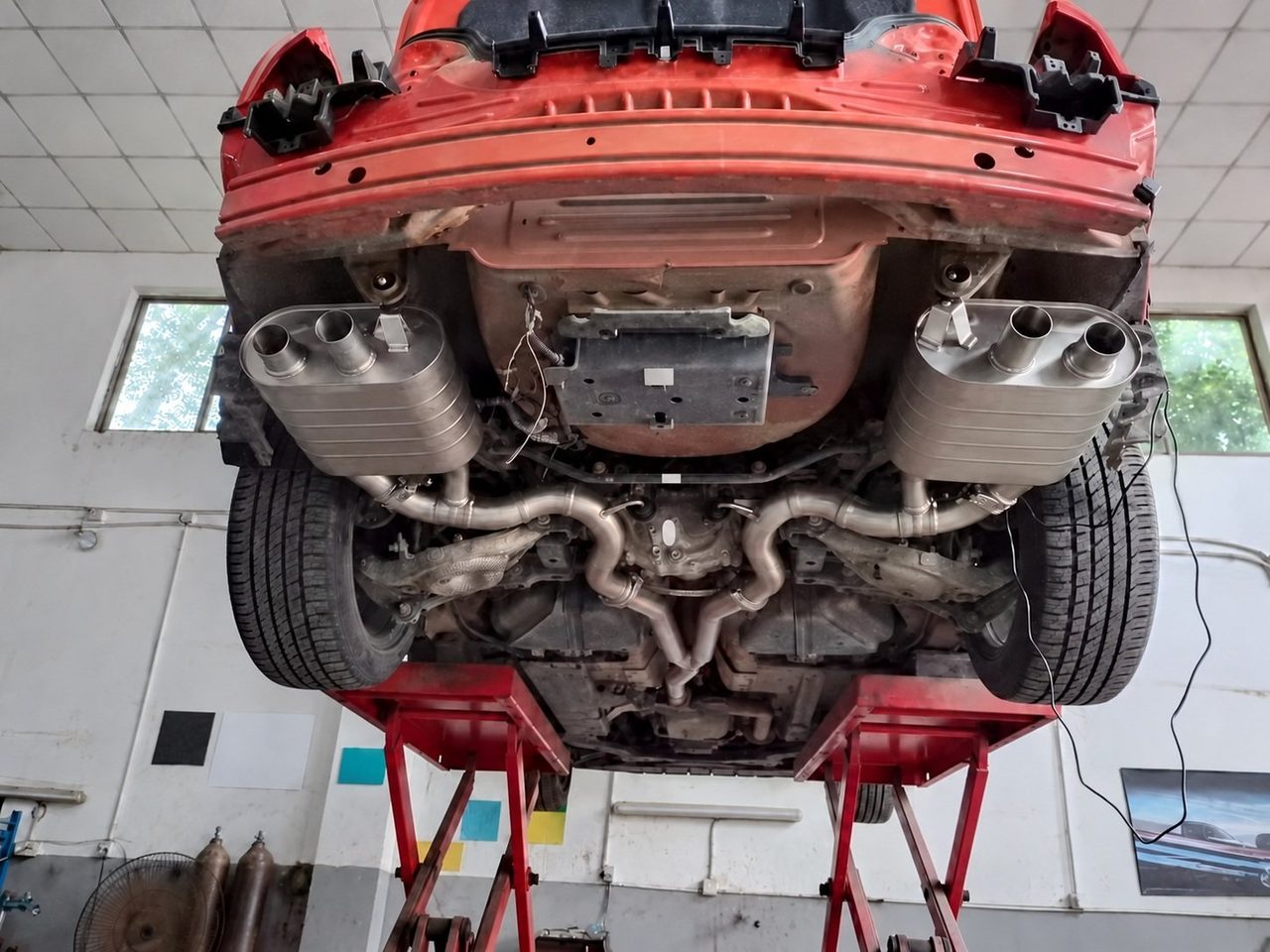 Ford Mustang 2.3T Abgasanlage, Vierrohr GT500-Stil