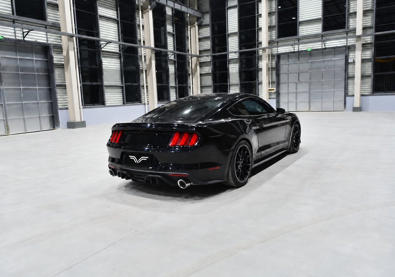Ford Mustang 2.3T