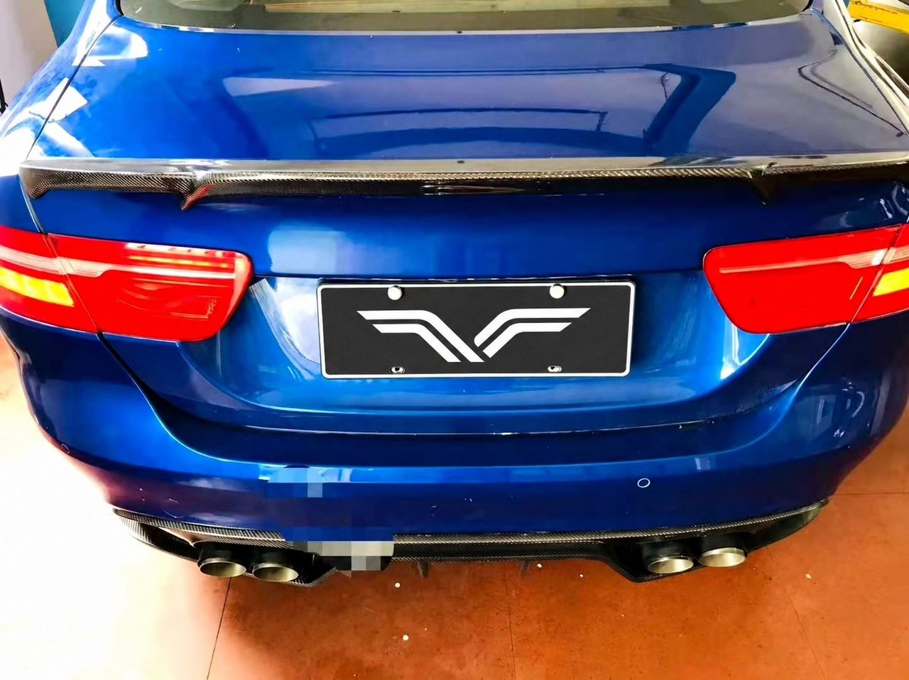 Jaguar XE 2.0T Downpipe