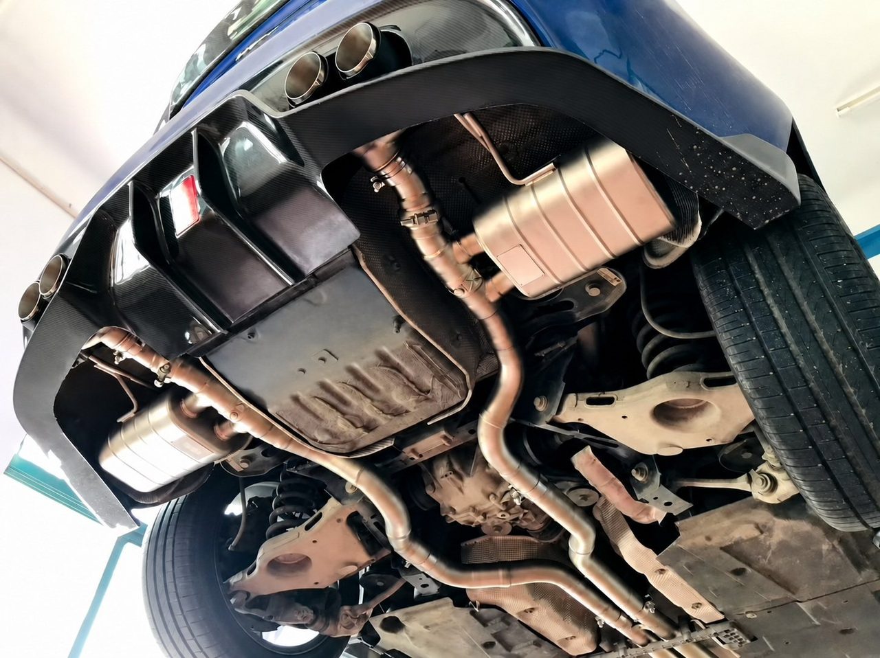 Jaguar XE 2.0T Downpipe