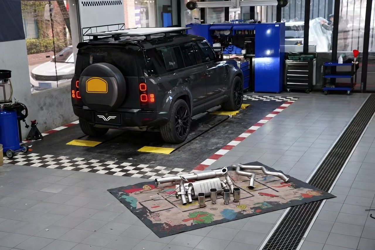 Land Rover Defender 3.0 2020 Vorderrohr / Cat-Back