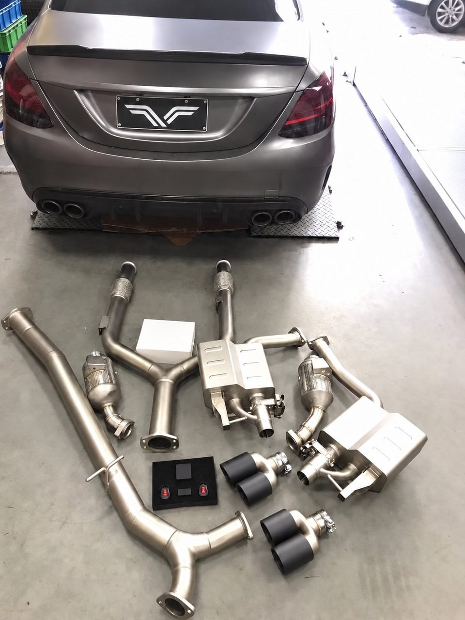 Mercedes-AMG C43 3.0T Abgasanlage aus Edelstahl
