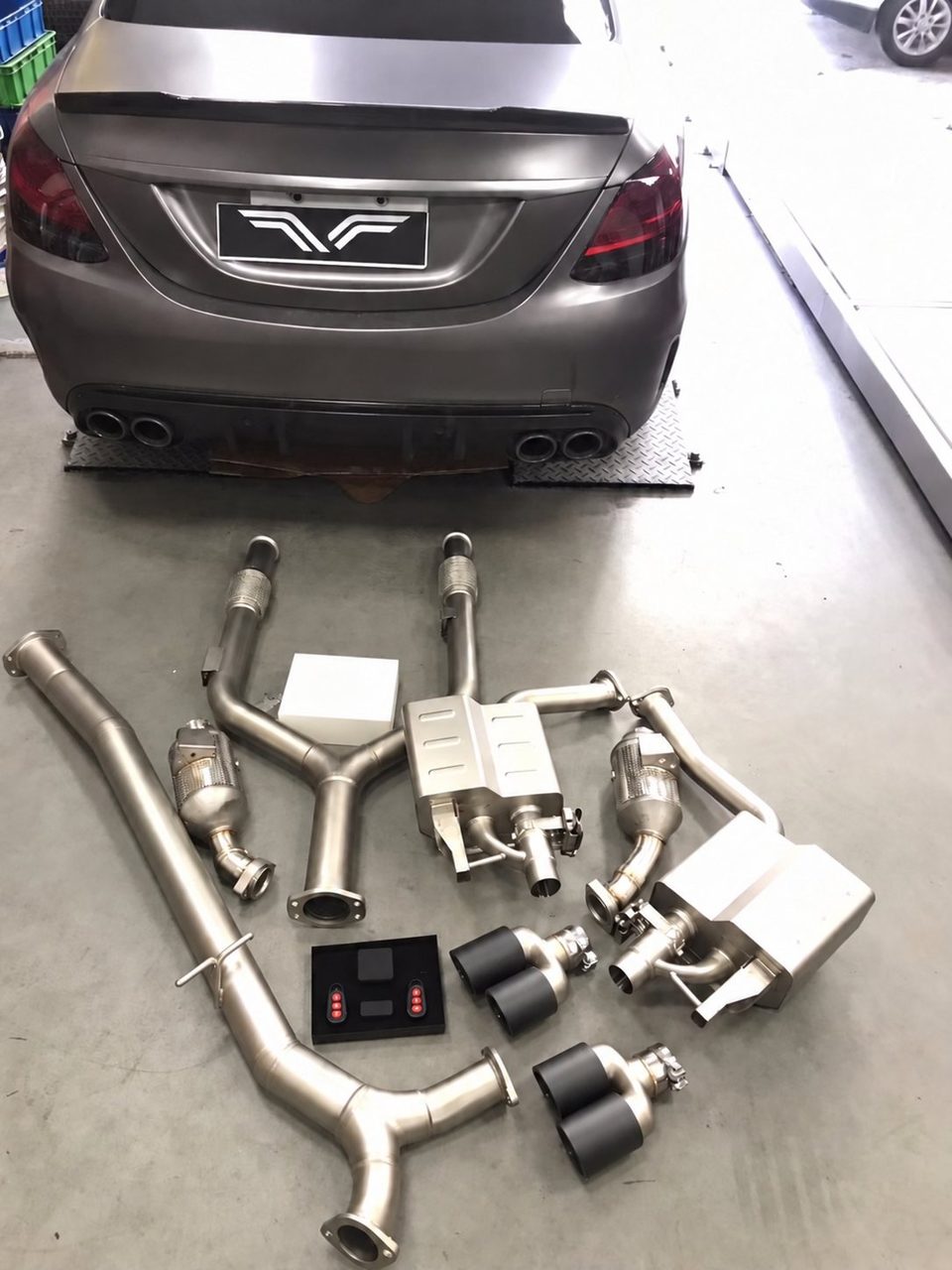 Mercedes-AMG C43 3.0T Abgasanlage aus Titan