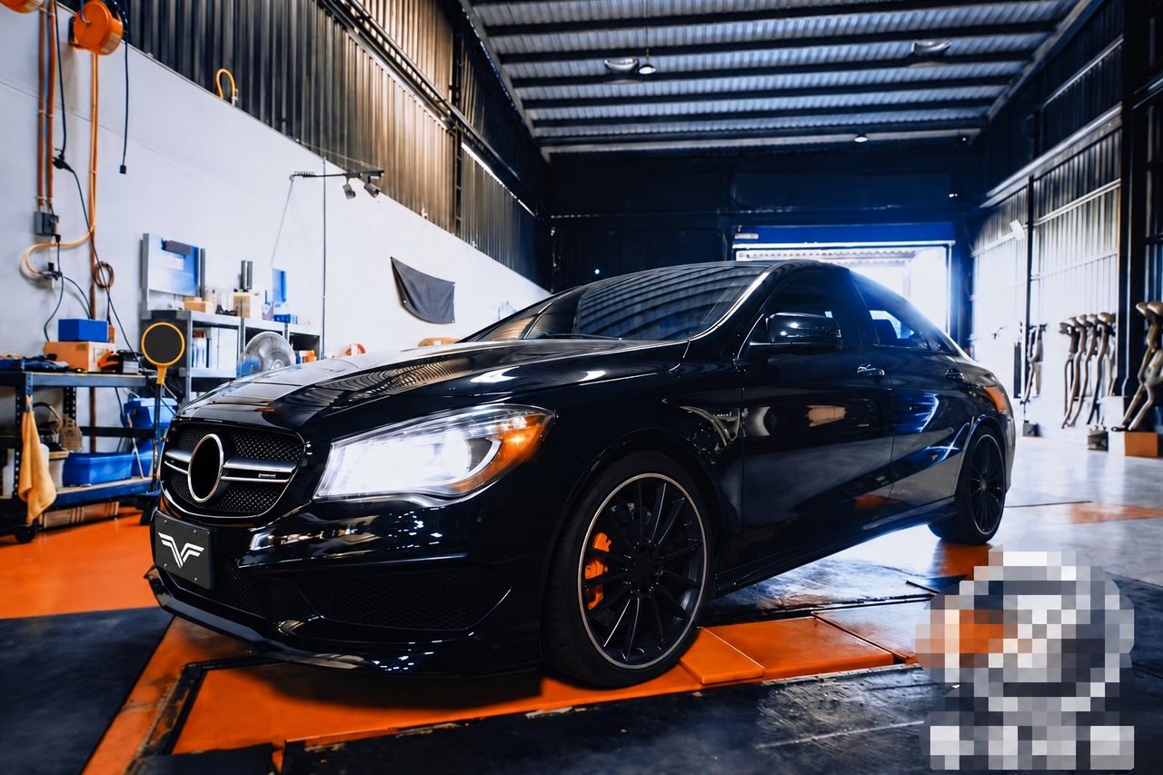 Mercedes-AMG CLA45 2.0T W177