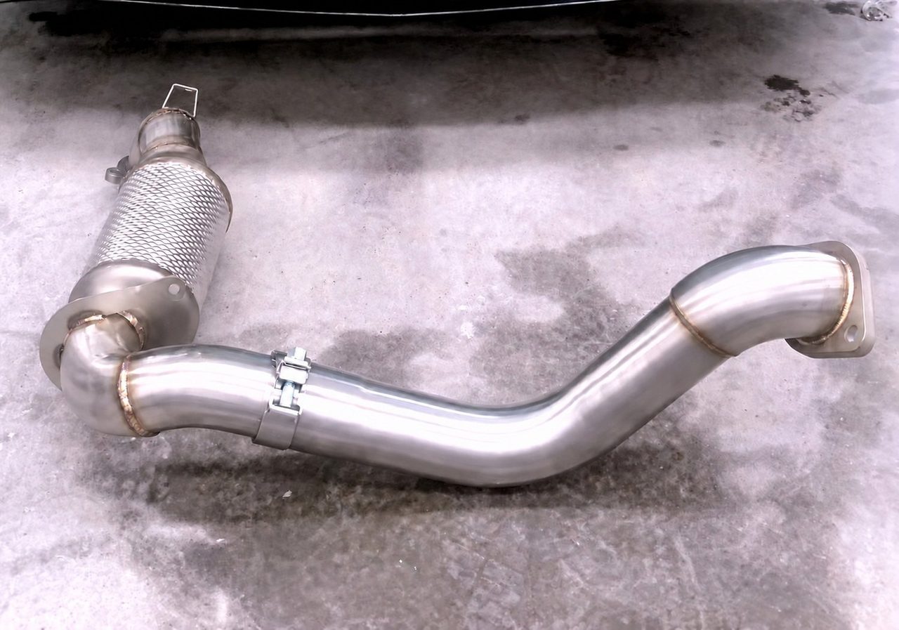 Mercedes-Benz A35 2.0T Downpipe