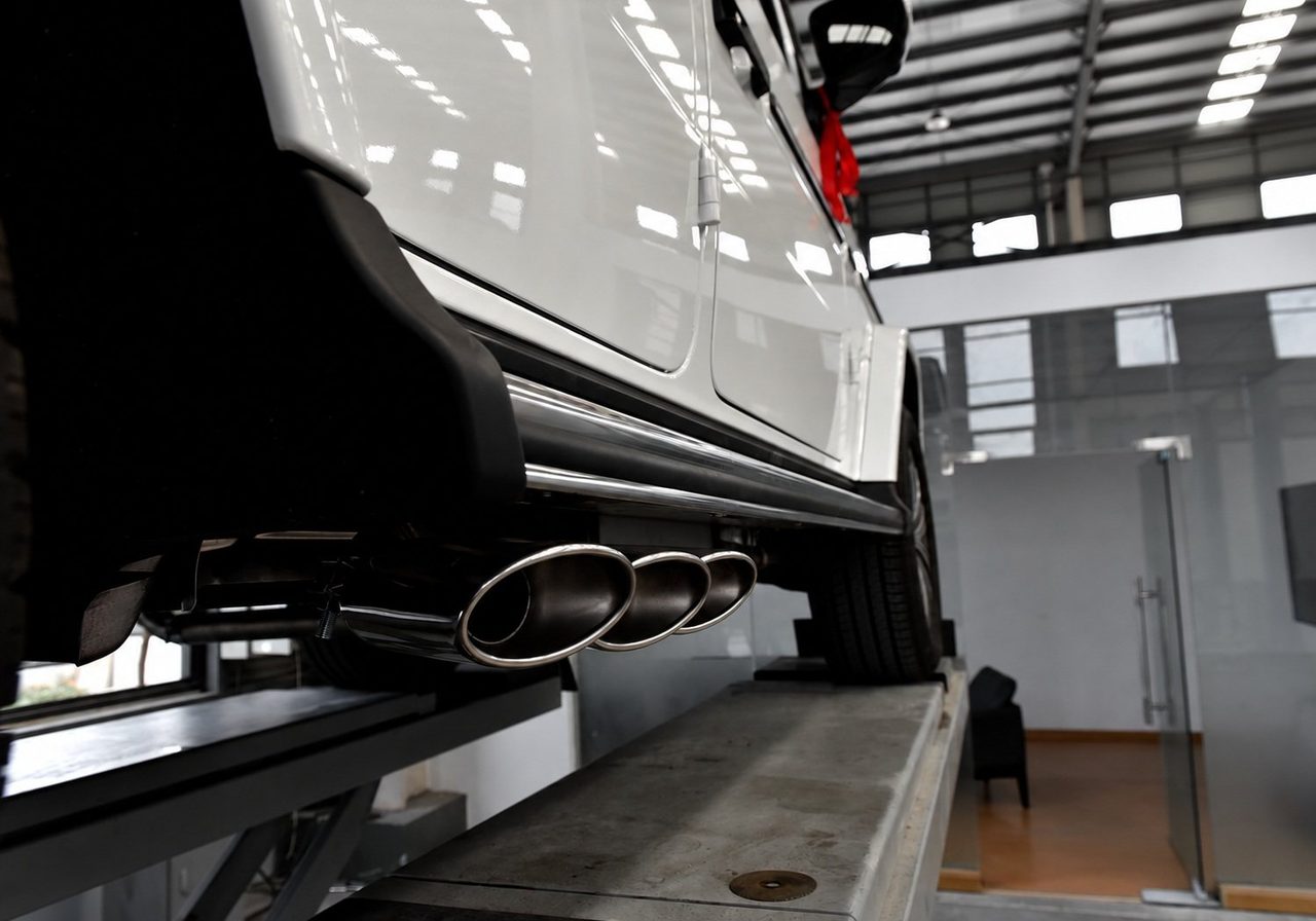 Mercedes-Benz G350 2.0T 2020 Abgasanlage, sechs Endrohre