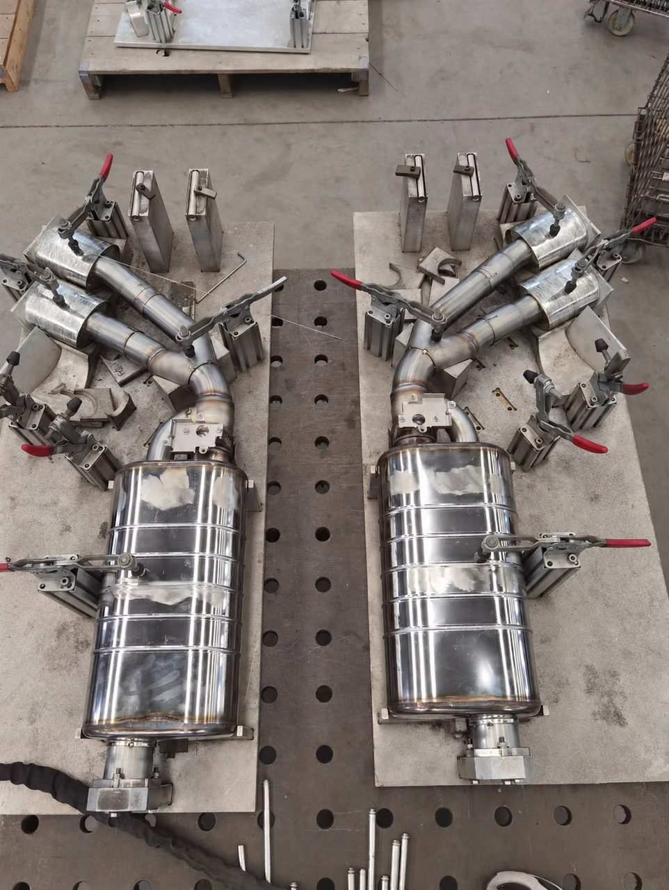 Mercedes-Benz G500 / G55 / G63 W464 5.5T / 4.0T Stainless, quad tips