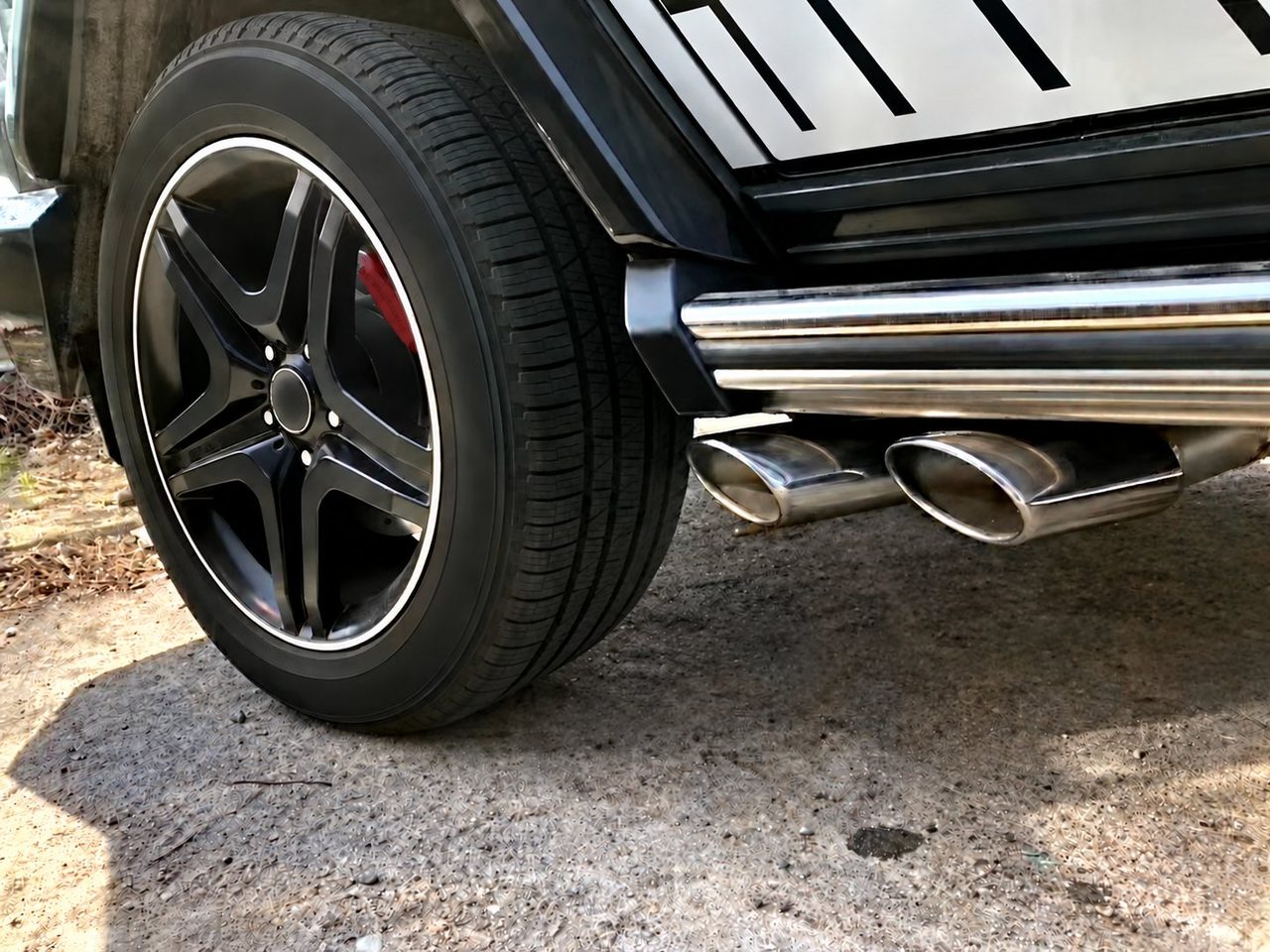Mercedes-Benz G500 / G55 / G63 W464 5.5T / 4.0T Abgasanlage aus Titan, Vierrohr