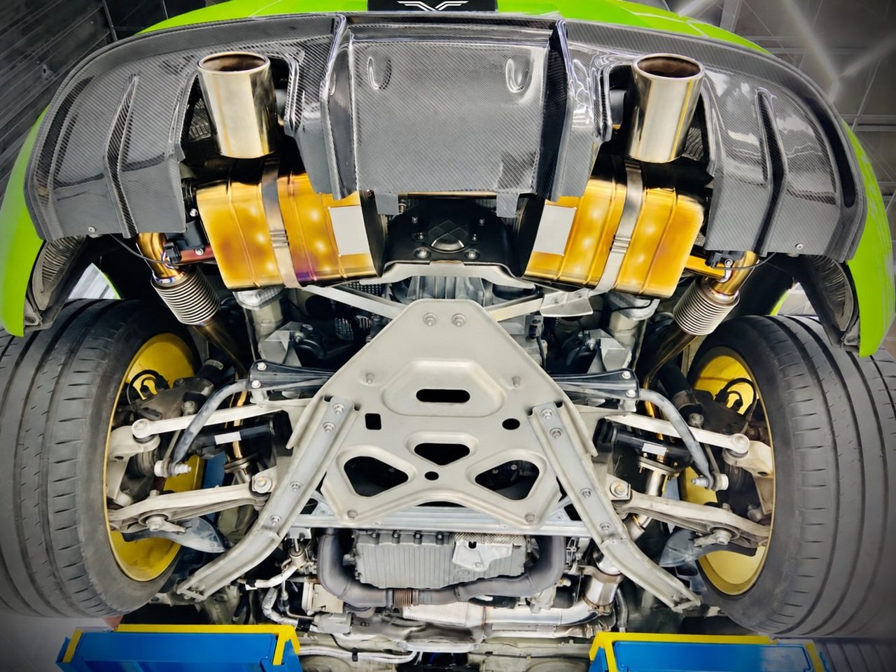 Porsche 718 2.0T / 2.5T Titanium Rear section, gold finish