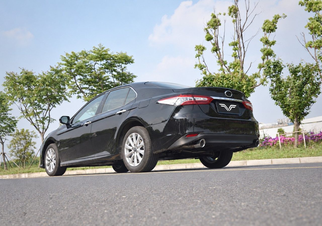 Toyota Camry (8th gen) 2.0 / 2.5 Abgasanlage