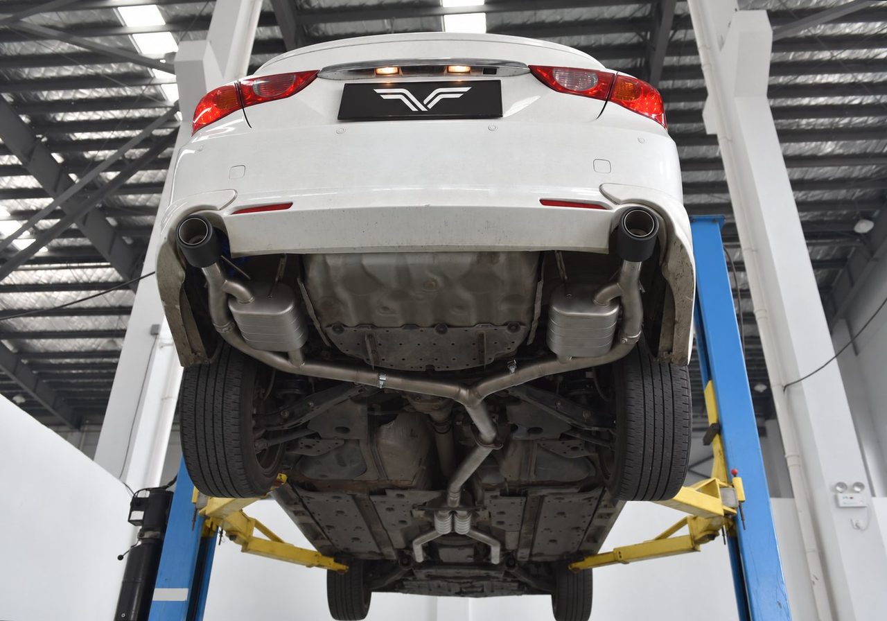 Toyota Reiz 2.5L