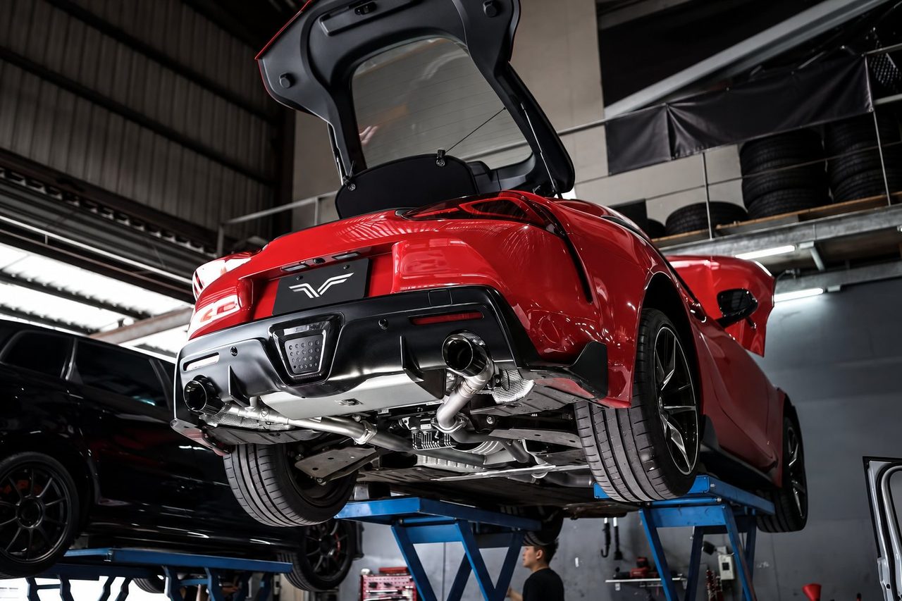 Toyota Supra 3.0T Abgasanlage aus Edelstahl