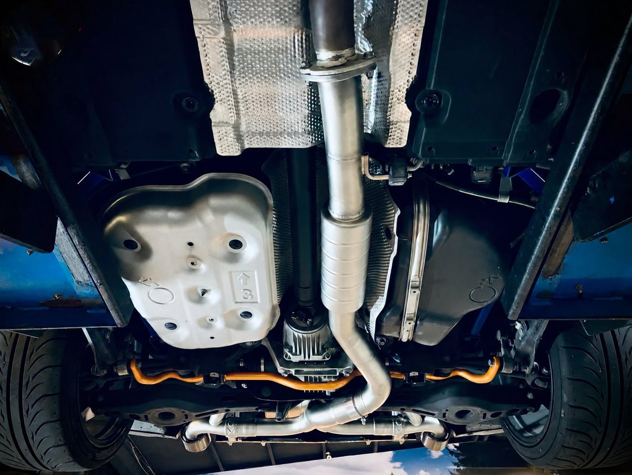 Toyota Yaris GR Vorderrohr / Cat-Back aus Edelstahl