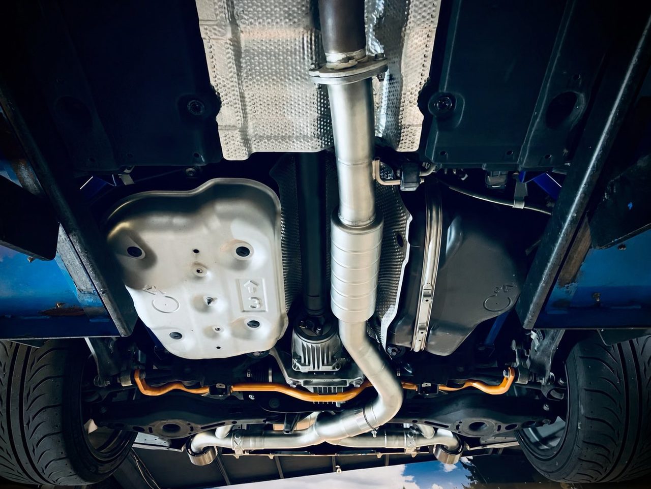 Toyota Yaris GR Vorderrohr / Cat-Back aus Edelstahl