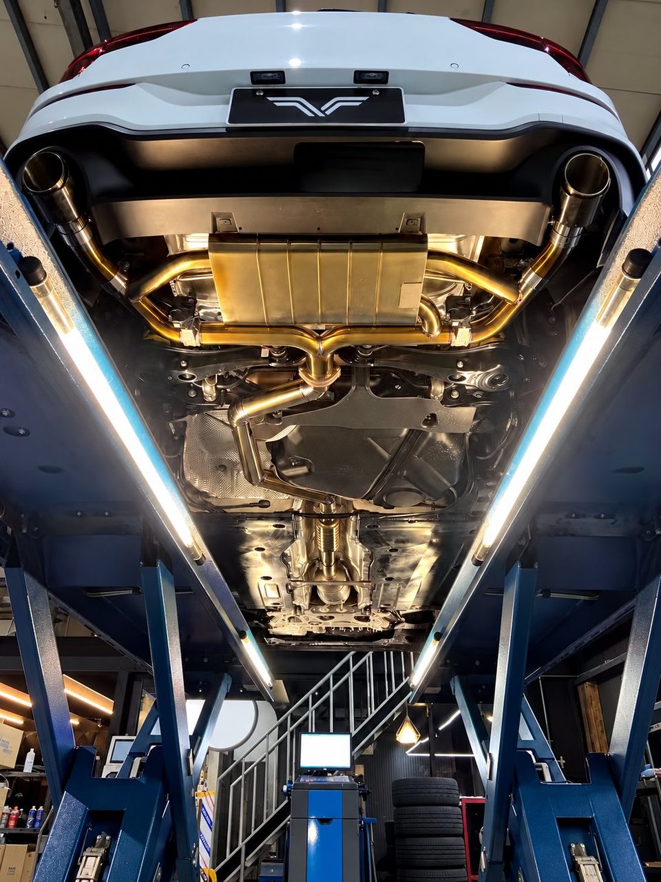 Volkswagen Golf 8 1.4T Abgasanlage aus Titan