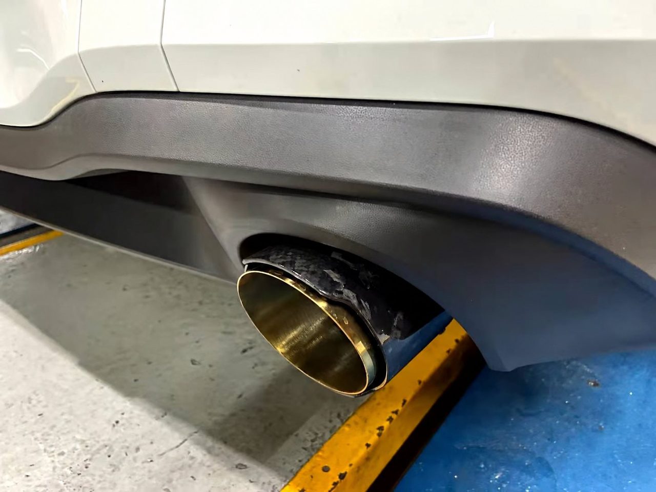 Volkswagen Golf 8 1.4T Abgasanlage aus Titan