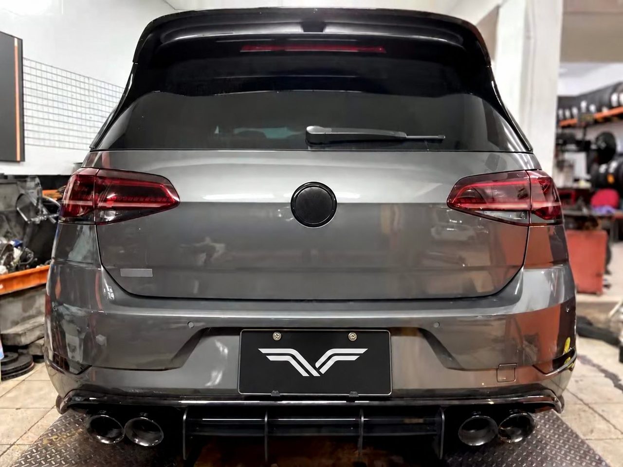 Volkswagen Golf MK7 / 7.5 R 2.0T Abgasanlage aus Edelstahl