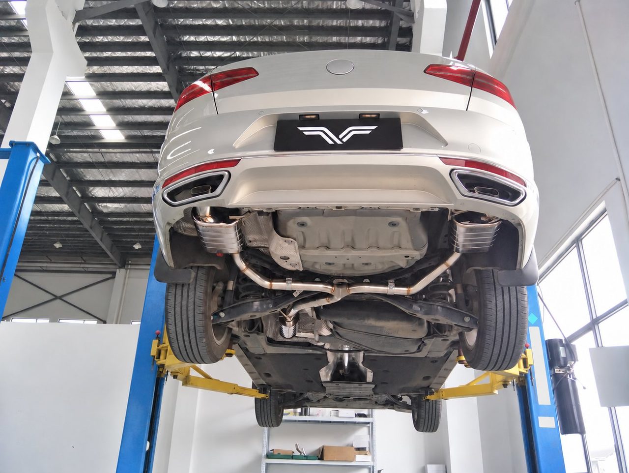 Volkswagen Magotan 1.4T / 1.8T / 2.0T / 3.0